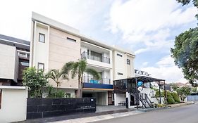 Rehat At Dago Sky Hotel